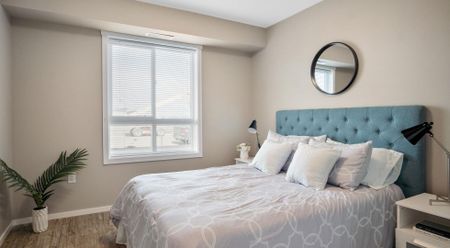 One Bedroom One Bath - Photo 5