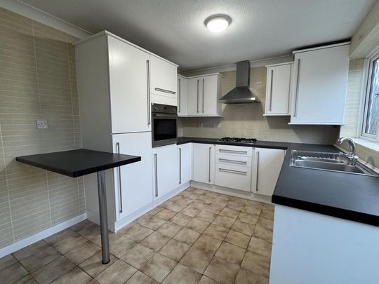 2 bedroom semi-detached house to rent - Photo 1