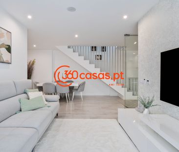 Penthouse T3+1 com Piscina e Garagem fechada em box para 2 carros -... - Photo 3