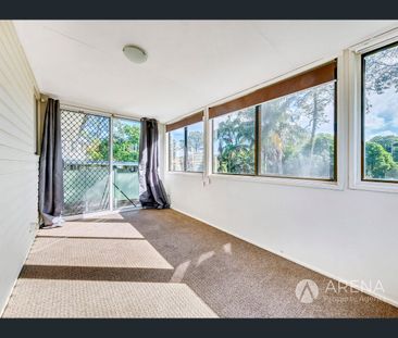 128 Mount Gravatt Capalaba Rd, Upper Mount Gravatt, Qld 4122 - Photo 2