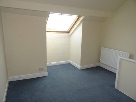 3 bedroom terraced house to rent - Photo 3