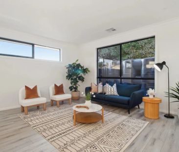 “New Designer 3 bedroom Townhouse &ndash; Coastal Luxury Living for... - Photo 1