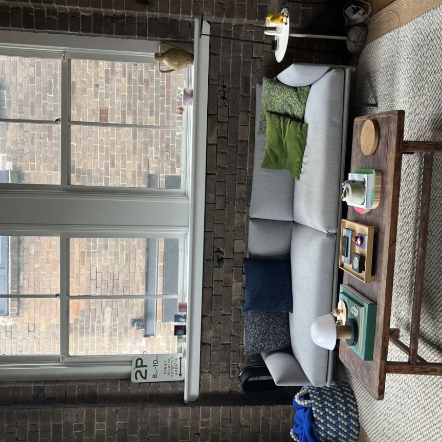 Warehouse living in the heart of Chippendale - Photo 1