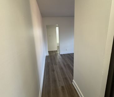 1 bedroom 1 bathroom unit available in bolton - Photo 5