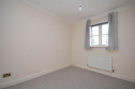 The Hythe, 5, Shakespeare Meadows, Repton, Derbyshire, DE65 6SB - Photo 5