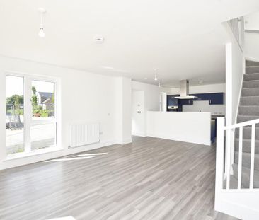 3 bedroom semi-detached house to rent - Photo 5