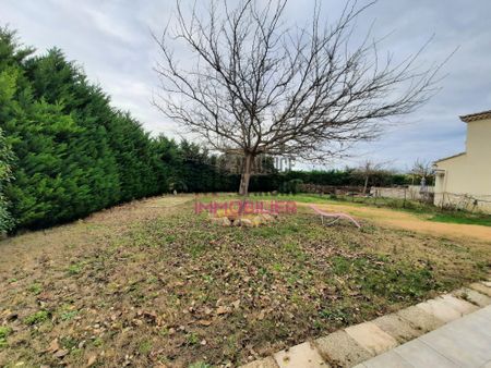 A LOUER - MAISON PLAIN-PIED - LE THOR - 4 pièces -98.19m² - Photo 4