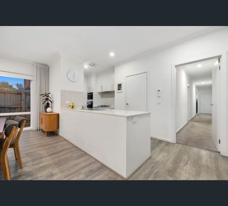 22a Mount View Road, Highett, Vic 3190 - Photo 5