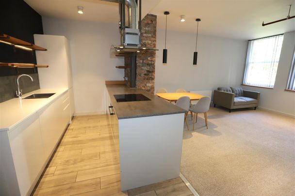 St. Anns Square, Manchester - Photo 1