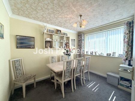 2 bedroom ground floor flat to rent - Photo 4