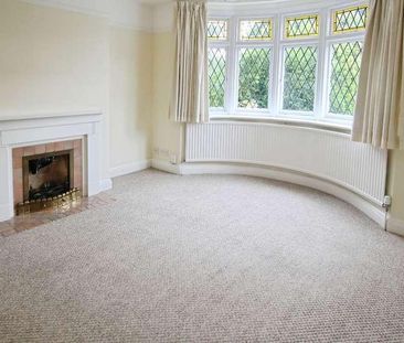 The Grove, Cheltenham, GL52 - Photo 3