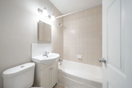 468 Ottawa Street #123B - Photo 3