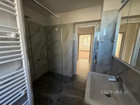 Pronájem bytu 3+1 77 m2 - Фото 2