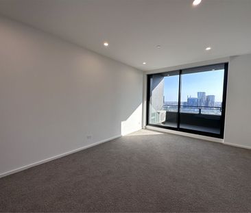 1106/408 Spencer Street - Photo 2