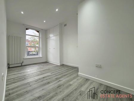 3 bedroom apartment to rent - Photo 3