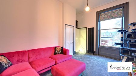 3 bedroom flat to rent - Photo 3