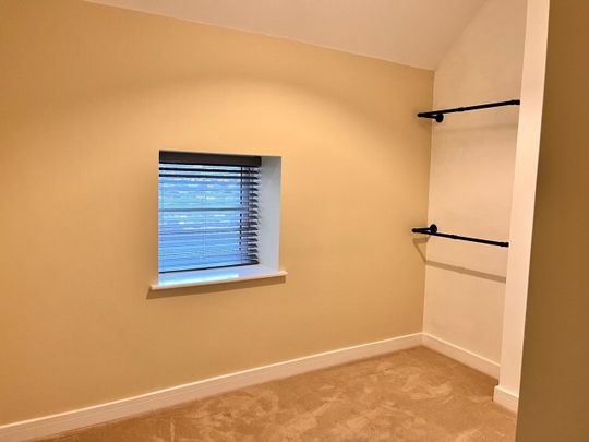 1 Bed Flat, Conygre Road, BS34 - Photo 1