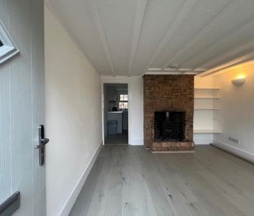 2 bedroom cottage to rent - Photo 1