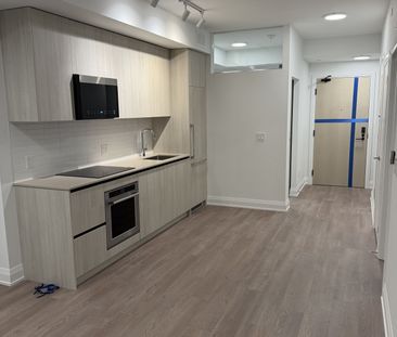 For Lease - 3250 Carding Mill Trail Unit# 415, Oakville, Ontario - Photo 3