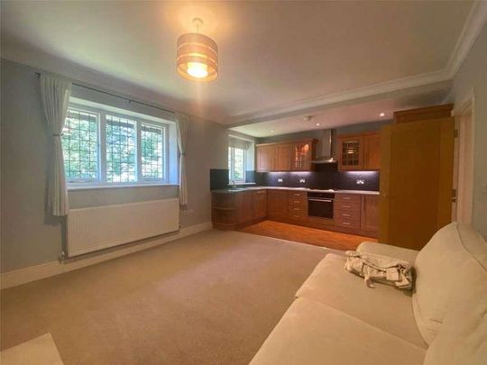 Rookwood Place, London Road South, Merstham, Surrey, RH1 - Photo 1