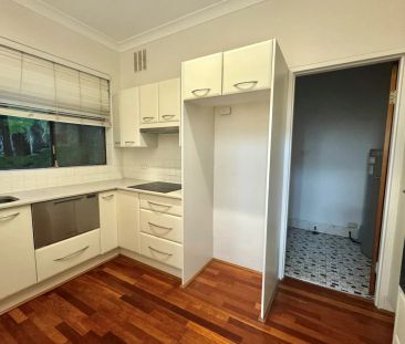 Ground Floor Unit in Prime Location – Close to Transport, Shops & C... - Photo 5