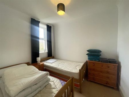 3 bedroom apartment to rent - Photo 3