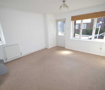 2 bedroom end of terrace house to rent - Photo 1
