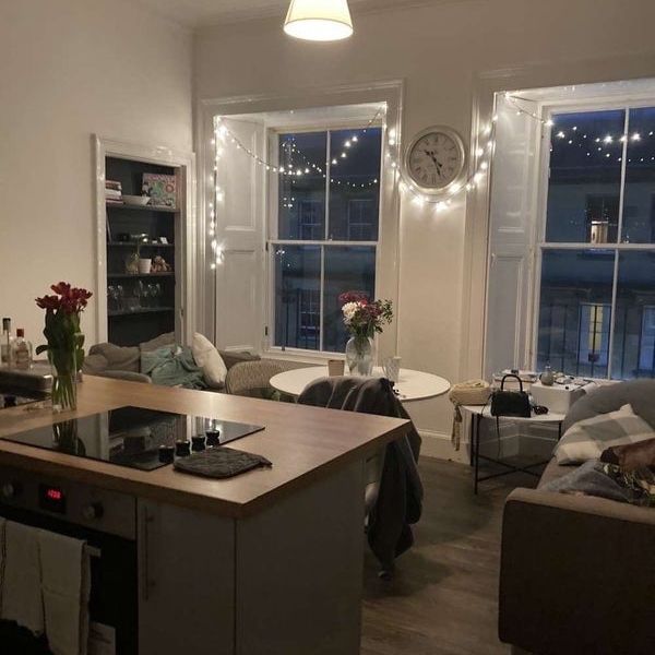 Room in a Shared Flat, South Clerk Street, EH8 - Photo 1