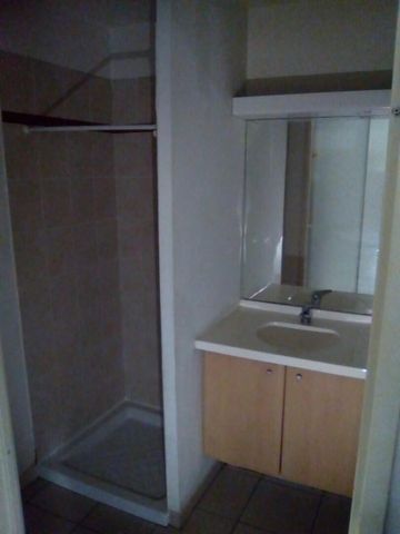 location Appartement T2 DE 41.77m² À PERPIGNAN - Photo 5