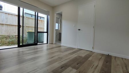 3 bedroom Granny with Utilities - Photo 5