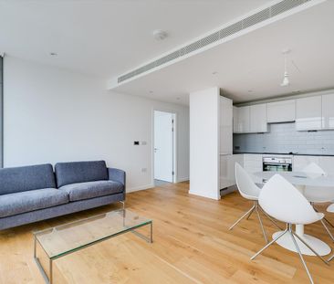1 bedroom flat in the heart of White City. - Photo 1