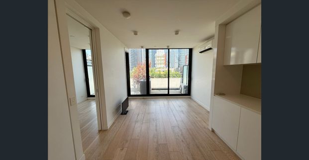 404/162 Rosslyn Street, West Melbourne, VIC 3003 - Photo 1