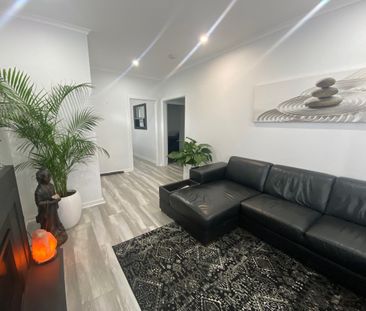 951 Mate Street, North Albury NSW 2640 - House For Rent | Domain - Photo 1