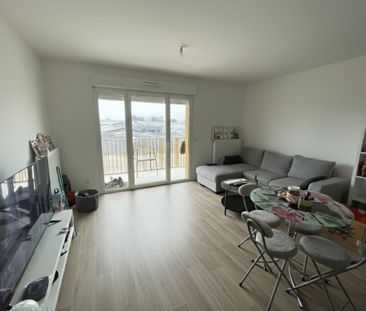 Location Appartement 2 pièces 43m² - Photo 2