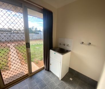 17C Gordon Street, Kalgoorlie WA 6430 - Photo 5