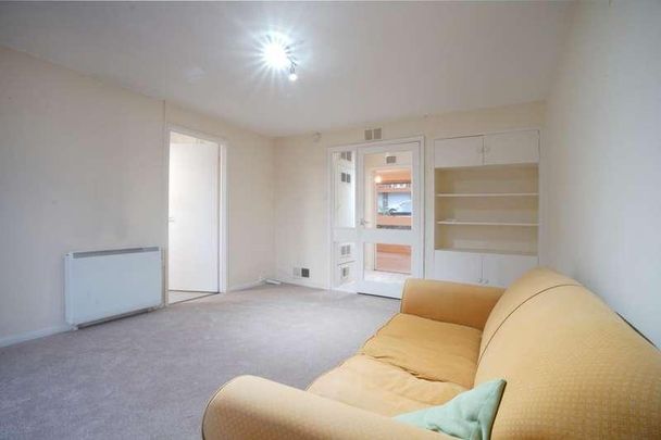 Jenson Way, Crystal Palace, London, SE19 - Photo 1