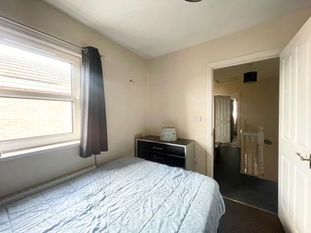 5 St Johns Crescent, Portadown, BT62 1EA - Photo 3