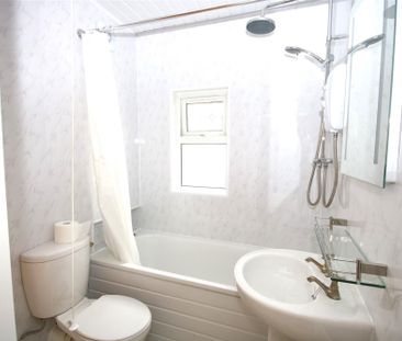 Ryde Avenue, Nuneaton, CV10 - Photo 1