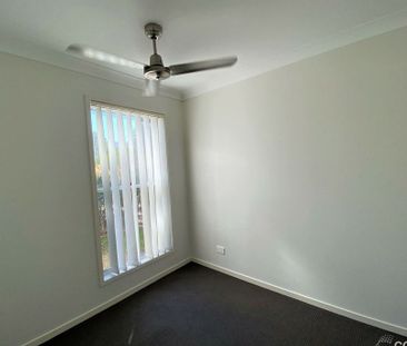 Spacious Modern Townhouse in Prime Location - Photo 6