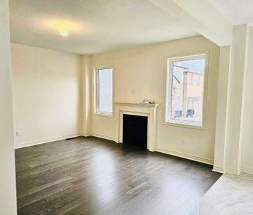 For Lease - 1188 Drinkle Crescent, Oshawa, Ontario - Photo 5