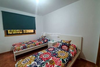 Se alquila en El Medano apartamento de 2 dormitorios!