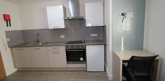 Winckley Square, Flat 11, PRESTON, Lancashire PR1 3JQ - Photo 2
