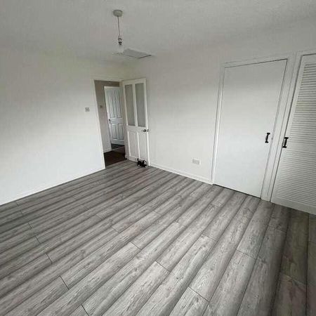 Maes Maddock, Gorseinon, Swansea, SA4 - Photo 4