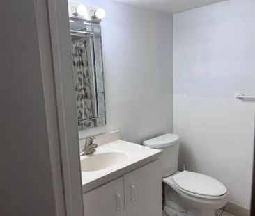For Lease - 4092 Midhurst Lane, Mississauga, Ontario - Photo 4
