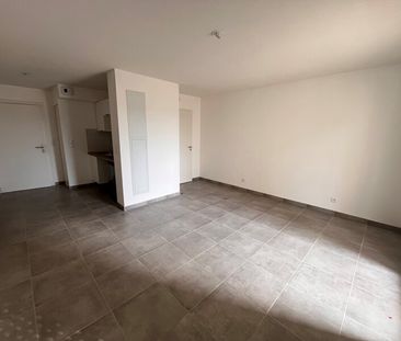 Location Appartement 1 pièce 28m² ST JORY 31790 - Photo 1