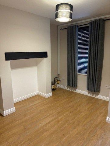 2 bedroom property to rent - Photo 2