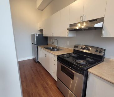 For Lease - 19 Dunlop Street Unit# 203, Barrie, Ontario - Photo 6