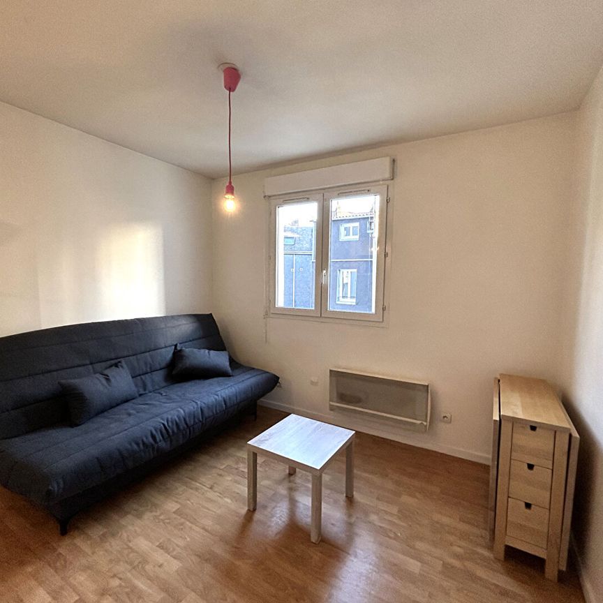 Location Appartement 1 pièce 16m² - Photo 1