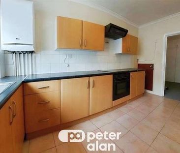 Long Oaks Court, Sketty, Swansea, SA2 - Photo 3