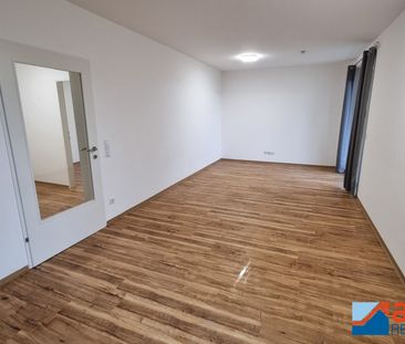 Schöne 2- Zimmerwohnung mit Balkon und Parkplatz! - Foto 2